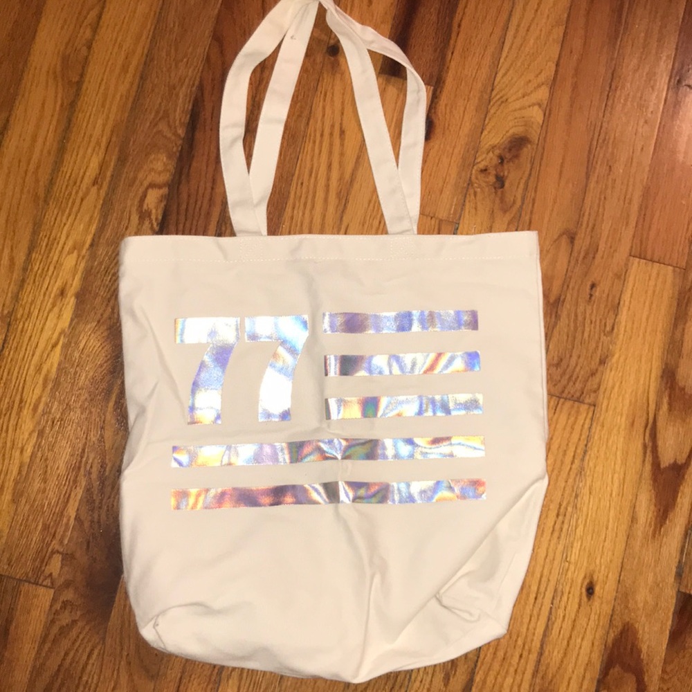 American eagle bag. Never been used